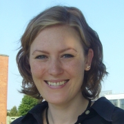 Portrait Diplom Gesundheitsökonomin Katharina Dingel